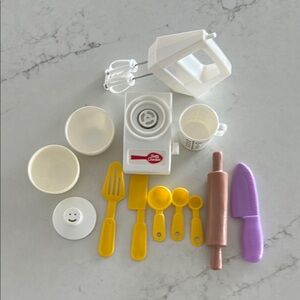 Kitchen Play Set - White, Yellow, Purple